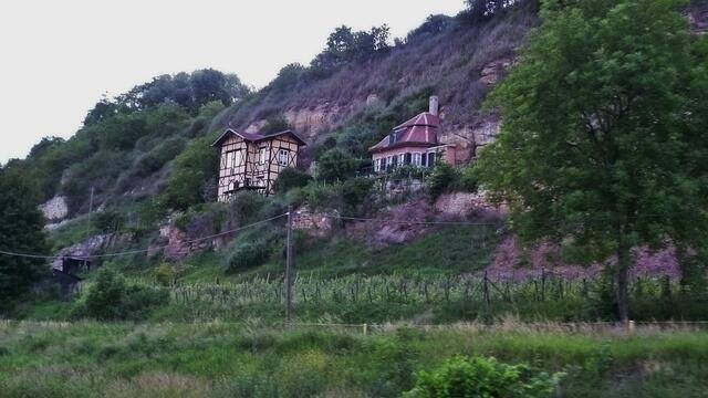 ... halbes Häuschen !