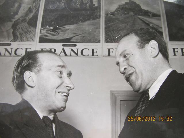 Oskar Schindler mit Izak Stern, seinem jüdischen Freund und Mitarbeiter, nach dem II. Weltkrieg.