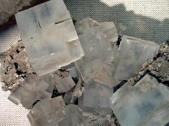 Natriumchlorid - Steinsalz in Würfelform (aus Polen). | Foto: Museumsarchiv