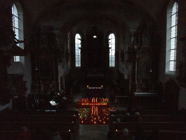 ... und immer dunkler ...