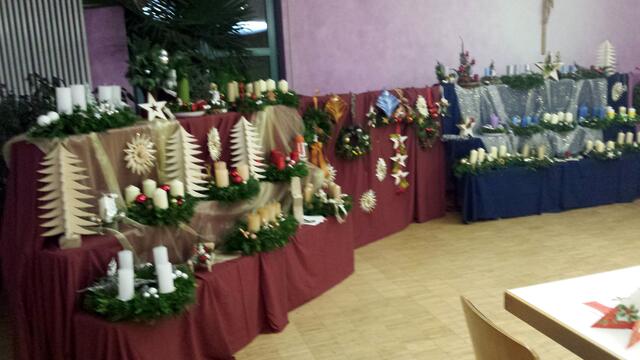 Adventsgestecke, Kränze und anderes | Foto: Ulrike Köhler