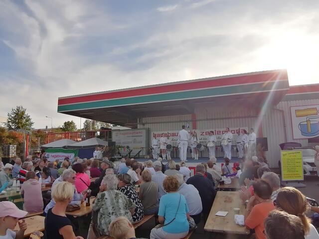Frühlingsfest mit Gewerbeschau und verkaufsoffenem Sonntag