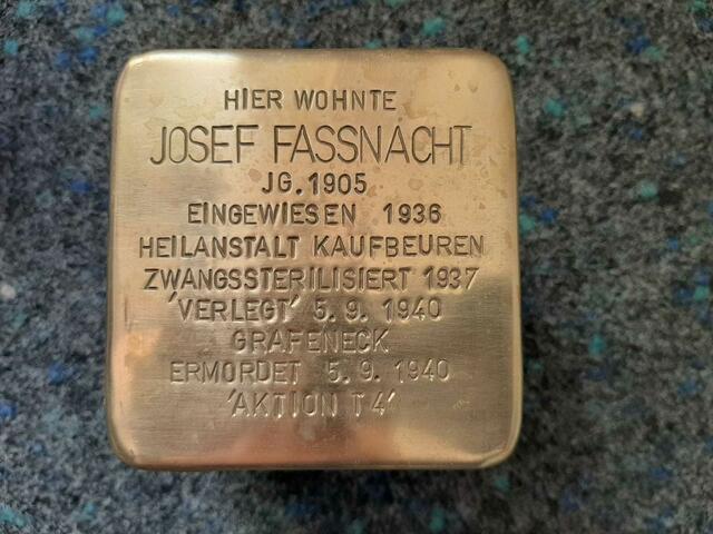 Stolperstein für Josef Faßnacht, der am 14.7. vom Künstler Gunter Demnig verlegt wird.