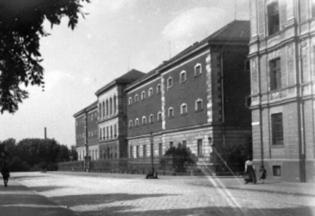 Johann Sturm im sog. Augsburger "Katzenstadel" 1933 | Foto: VVN Augsburg