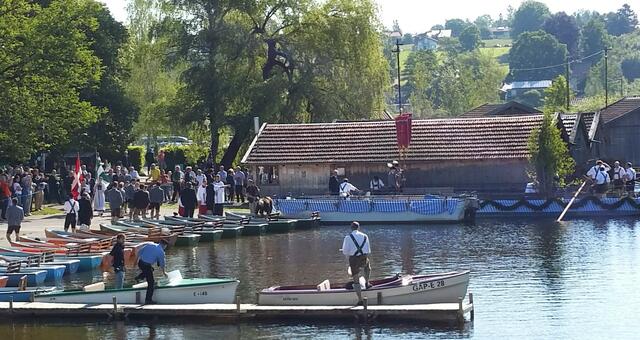 Fähren für Musik und Altardienst zum Einstieg bereit
