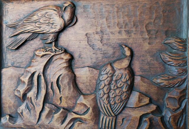 Deckel einer Holzschatulle, geschnitzt von einem russischen Kriegsgefangenen. Heute im Besitz der Familie Aust