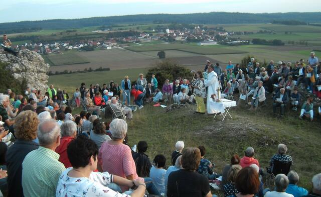 … Bergmessen am Rollenberg | Foto: © Bild: Fritz Kilian CC 