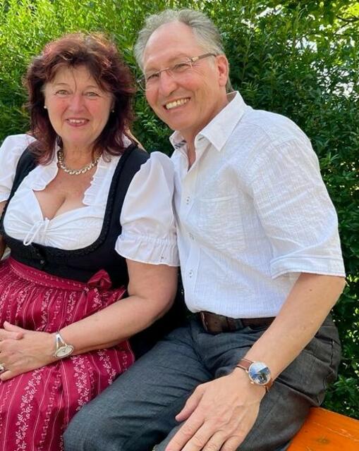 Wo man singt, da lass Dich nieder: Erna Dirschinger und Uwe Schmid in trauter Zweisamkeit | Foto: © Bild: Armin Rebele CC 