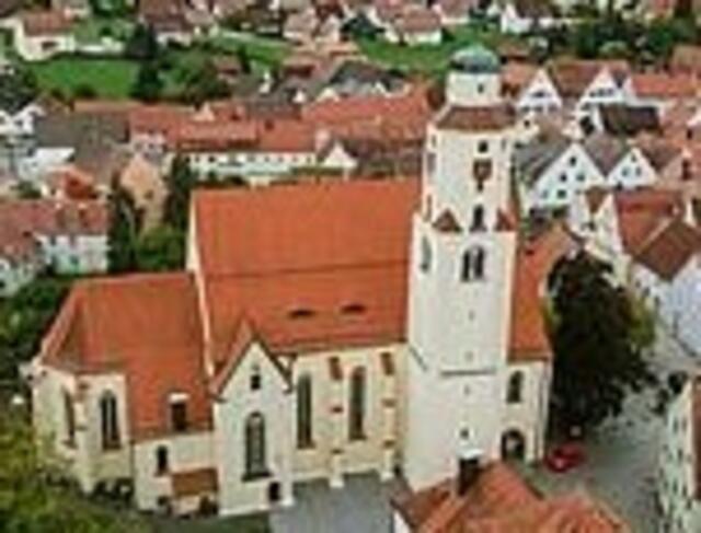 Außenansicht St. Walburga in Monheim | Foto: © Bild: www.bistum-eichstaett.de CC 