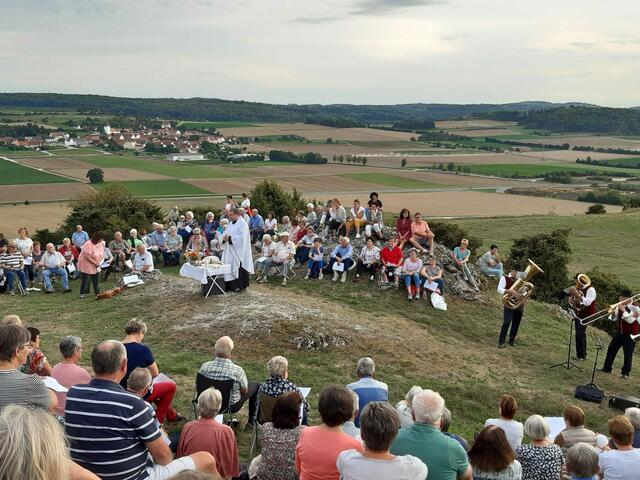 … Rollenberg  | Foto: © Bild: Friedhelm Höfer CC 