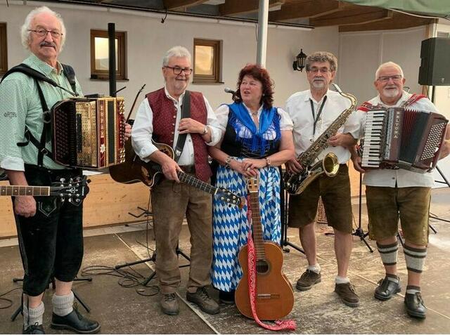 … Stimmungs-Garanten bei den Bäldleschwaige-Singnachmittagen | Foto: © Bild: Gertrud Hörr CC 