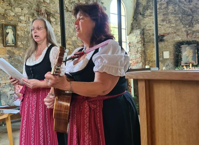 Ida Rau, Erna Dirschinger 