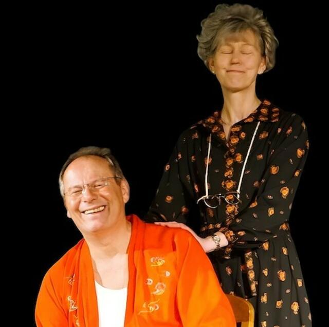 Auschnitt Probenbild
HAUSFREUNDE | Theater Südstädter Komöd'chen e. V. | 03-2025 | Foto: Delef Kalotai