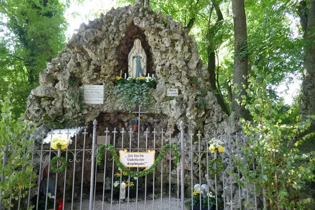 Lourdes Grotte Mündling | Foto: © Bild: www.bistum-augsburg.de CC 