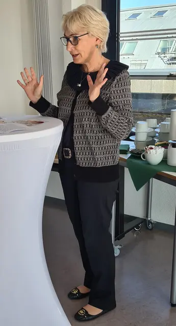 … Susanna Faust Kallenberg