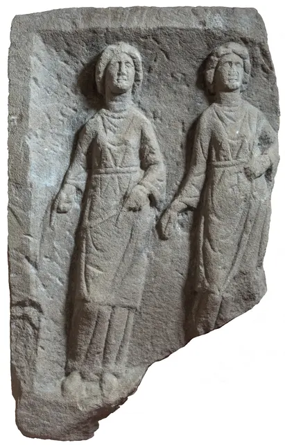 Fragment eines Matronen-Reliefs aus Güglingen. | Foto: Ortolf Harl