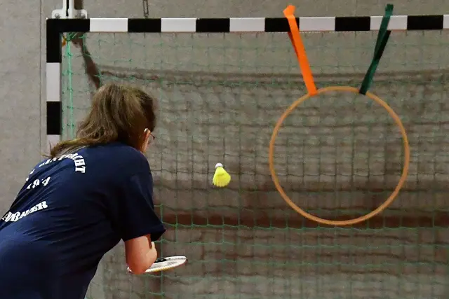 Zum Jahresabschluss mal etwas anderes ausprobieren: Badmintongolf