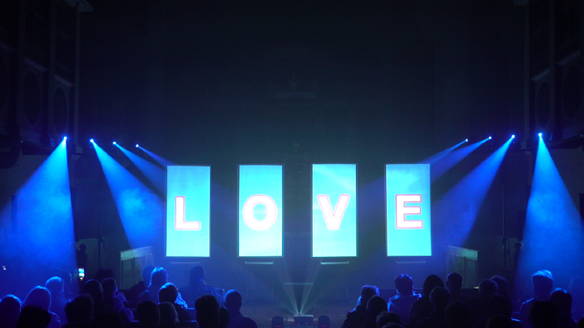 Aufnahme der Show in der Gleinaer Trinitatiskirche 2024