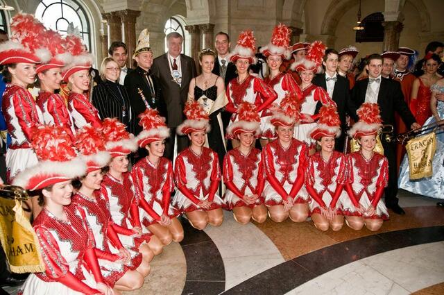 Fasching in der Bayerischen Staatskanzlei mit Seehofer