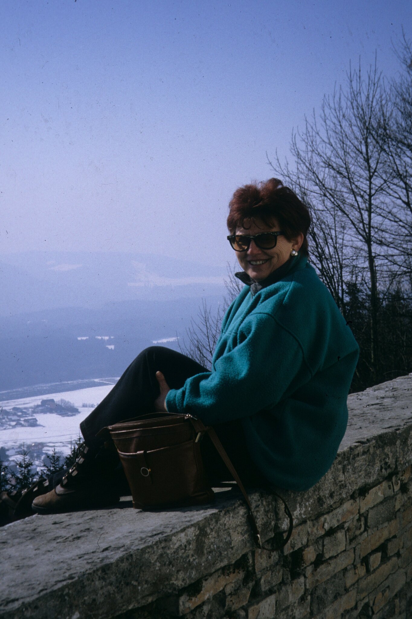 auf der lauer auf der mauer