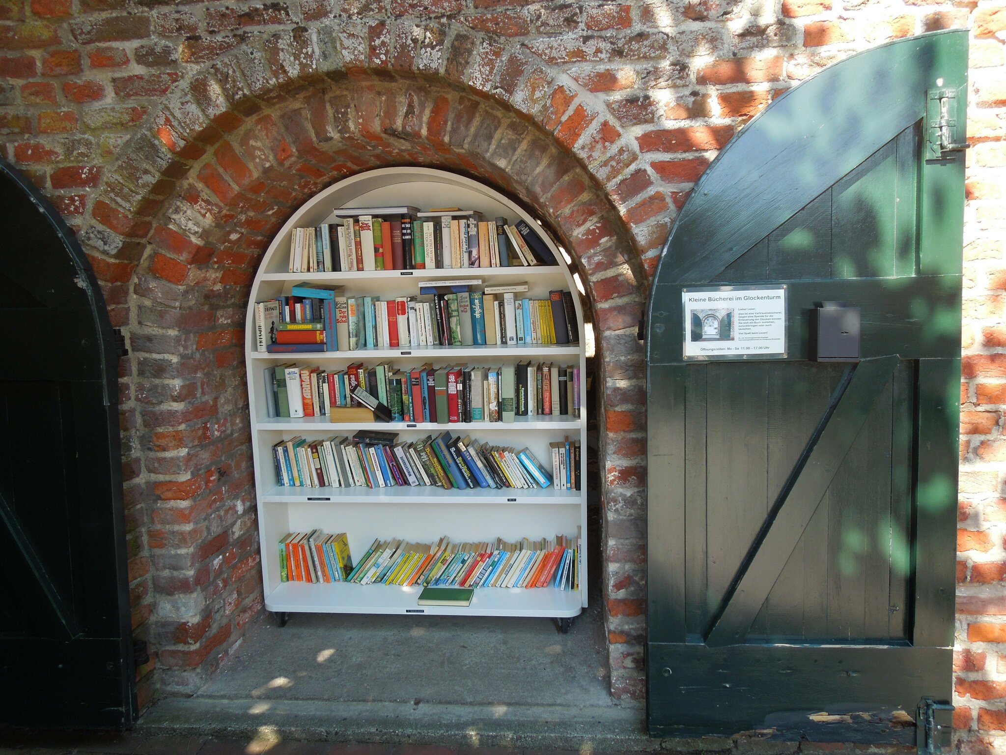 Kleine Bücherei im Glockenturm zu Greetsiel