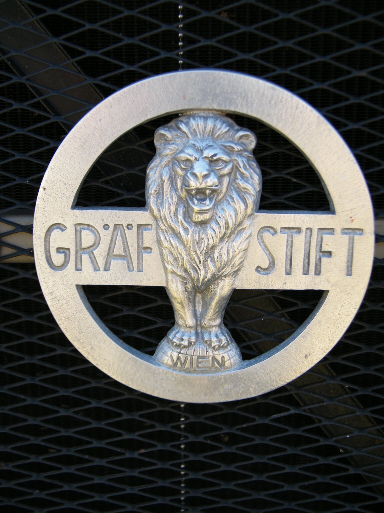 Kühlerfigur Gräf & Stift