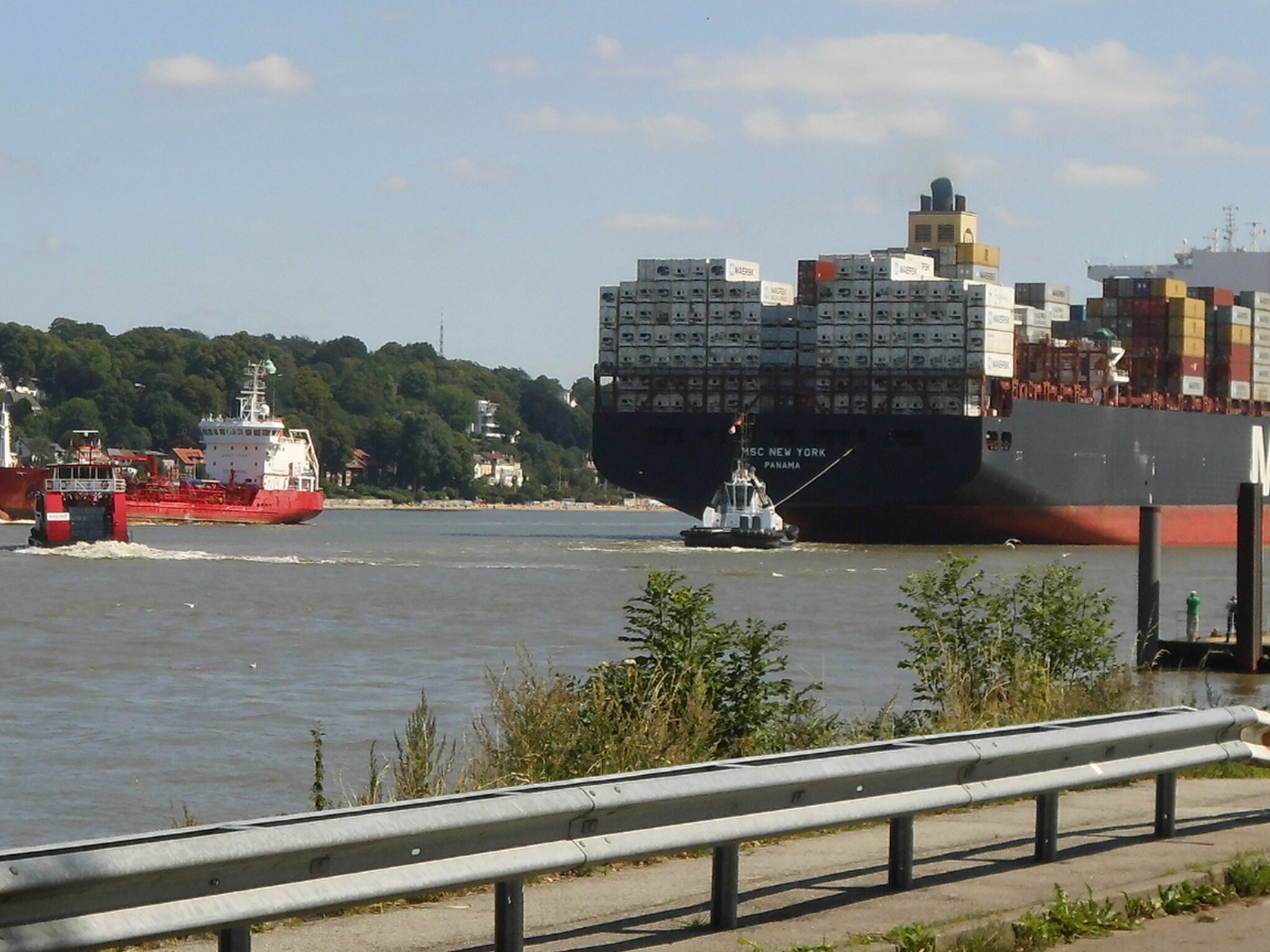 Ein Blick über die Elbe