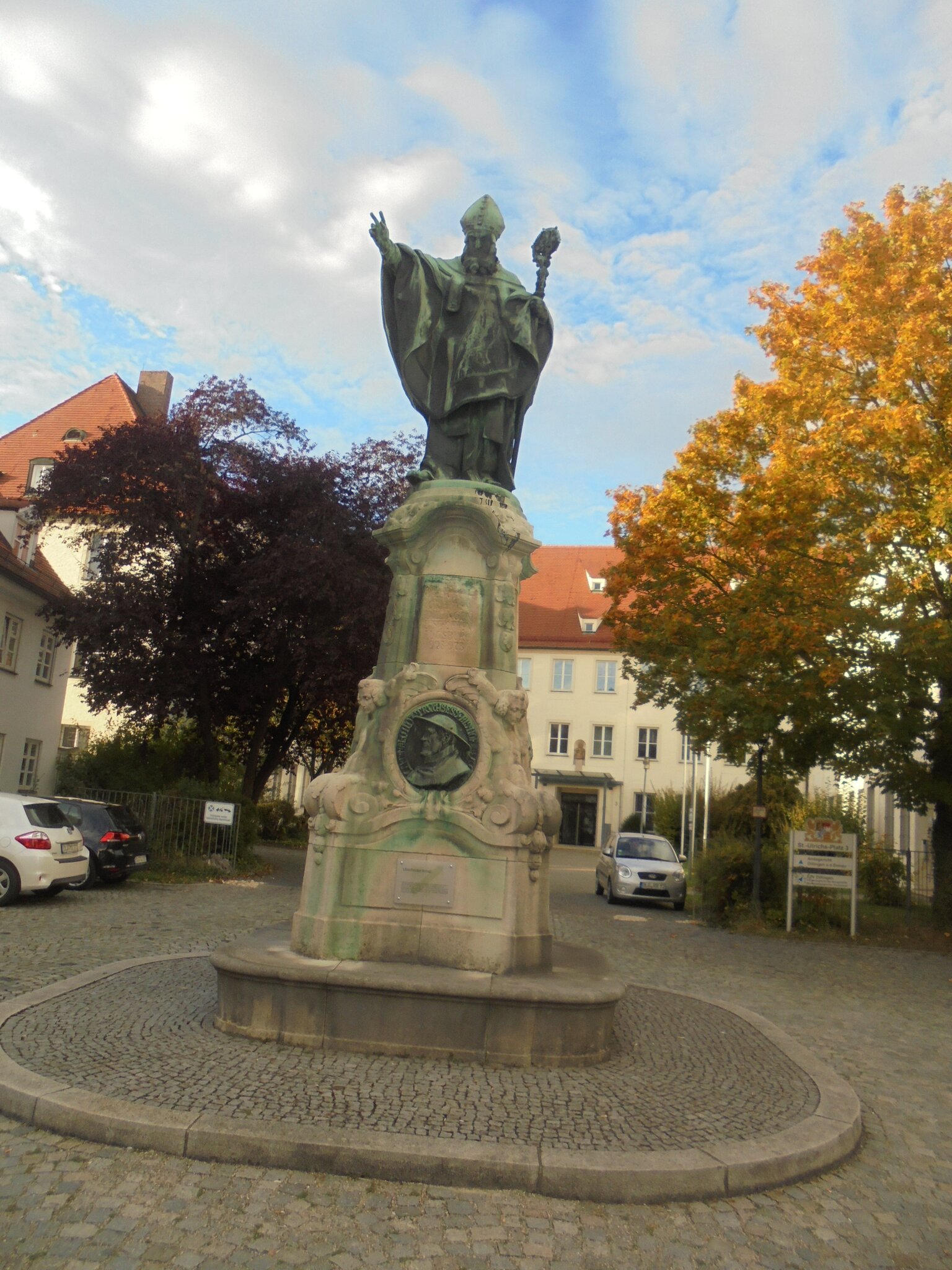 Ulrichsdenkmal in Dillingen / Donau! Standort, ST Ulrich Platz