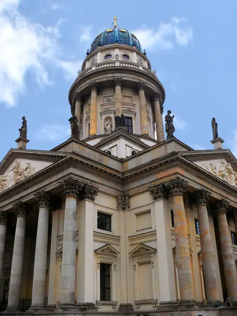 Am Gendarmenmarkt in Berlin