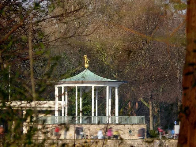 Der Musikpavillon am Maschsee-Nordufer