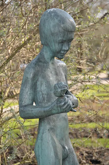 Kunstwerk von Ludwig Vierthaler im Stadtpark