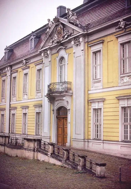 Fassade des ehemaligen Kammergerichts in Berlin