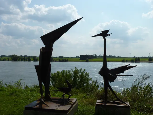 
Wesel, Rheinpromenade

der Künstler: Kuno Lange