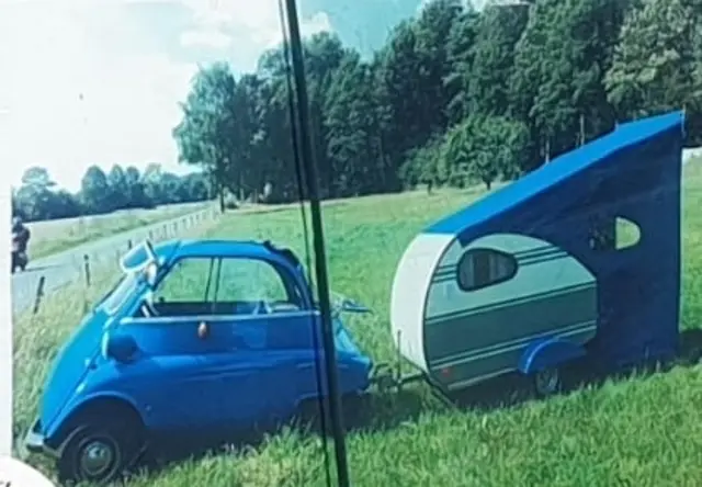Es gibt auch einen Wohnwagen als Zubehör. Habe ich noch nie gesehen | Foto: Umbehaue