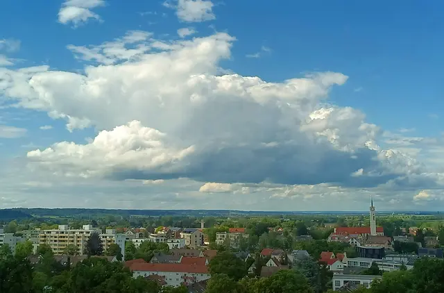 Smarter Blick auf Neusäß aus dem 9. Stockwerk der Uniklinik Augsburg 