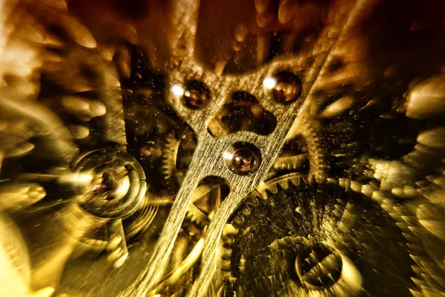 Makrofotografie, Fotografie. Fotografiert in Makro Technik scharf / unscharf von einem Uhrwerk. | Foto: Jörg Schubert - #schubertj73