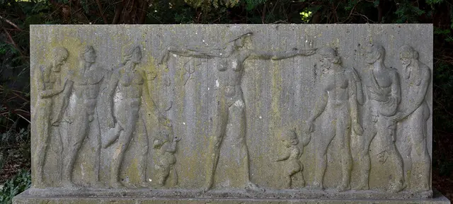 Friedhofskunst auf dem Engesohder Friedhof