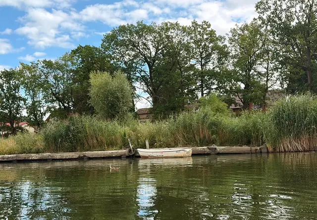 Ein ruhiger Moment am Wasser zum Genießen und Durchatmen. | Foto: Marie Paltian 