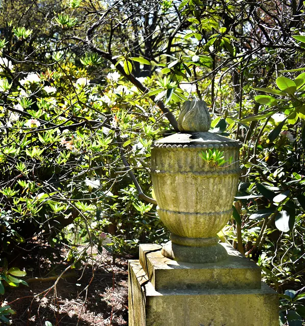 Grabmal auf dem Stöckener Friedhof