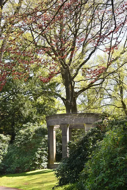 Grabmalanlage auf dem Stöckener Friedhof