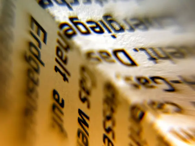 Makrofotografie, Fotografie. Fotografiert in Makro Technik scharf / unscharf von einem Buch. | Foto: Jörg Schubert - #schubertj73